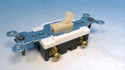 LEVITON 1101-CI
