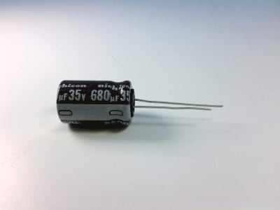 NICHICON UPS1V681MHD1TO