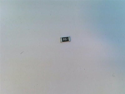 YAGEO RC1206FR-071R82L