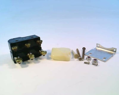 TE CONNECTIVITY 700048