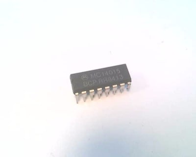 NXP SEMICONDUCTOR MC14015
