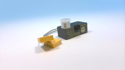 TURCK NI2-Q6.5-ADZ32-0.1-FSB5.4X4/S304