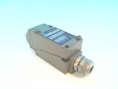 SCHNEIDER ELECTRIC 9007-B62A2