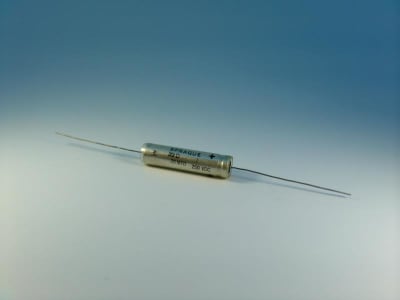 VISHAY 39D206F250EL6