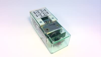 TE CONNECTIVITY 1-1423176-9