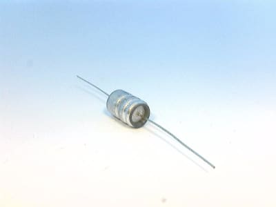 KEMET PEG127KC3270QL1