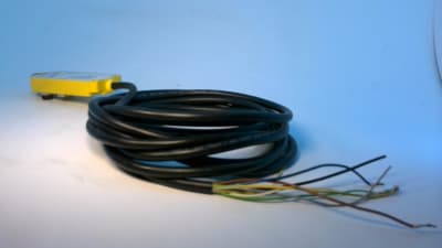 BALLUFF C04 T4N-00-PB-050M