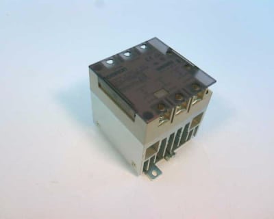 OMRON G3PB-215B-2-VD DC12-24