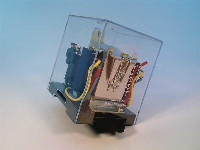 OMRON G4Q-212S-AC200/220