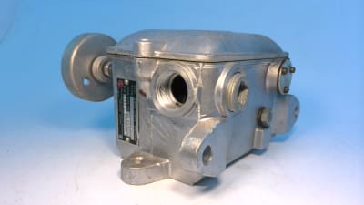 CANADIAN CONTROLLERS LIMITED HLD-11