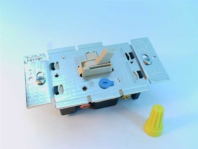 LUTRON AYCL-153PHIV