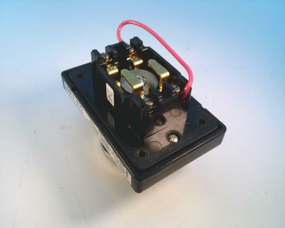 REES 02653012