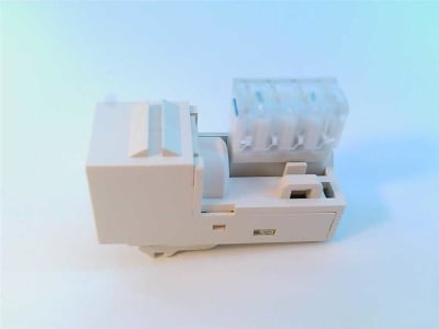 TE CONNECTIVITY 1479231-3