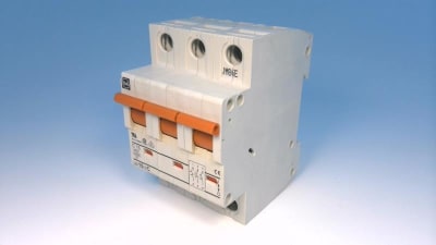 SPRECHER & SCHUH L8-15/3/C