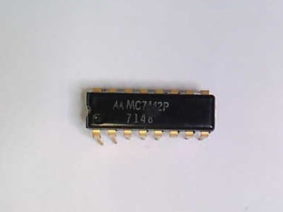 ON SEMICONDUCTOR MC7442P