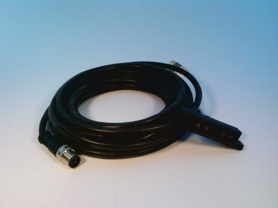OMRON UMQ5 CABLE