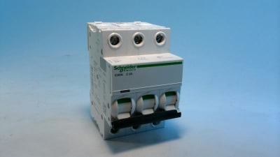 SCHNEIDER ELECTRIC A9F44302