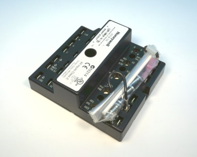 HONEYWELL W7212A-1009
