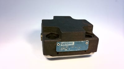 EATON CORPORATION CVCS25NB2910