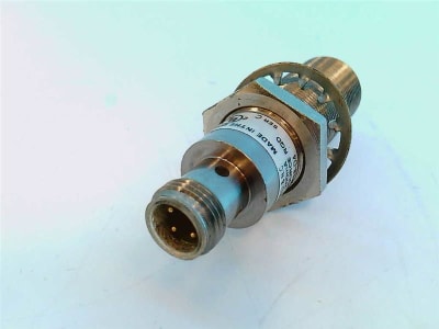 ALLEN BRADLEY 872C-D5BPL18-D4