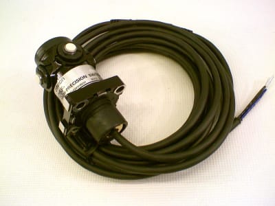 OMRON D5F-2B34C