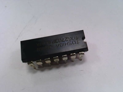 TOSHIBA IC62703P