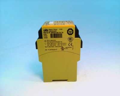 PILZ PNOZ-X3.10P-24VACDC-3N/O-1N/C-1SO