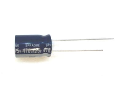 KEMET ESH107M035AG3AA