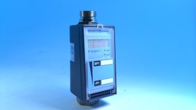 SCHNEIDER ELECTRIC XMLF040E2049