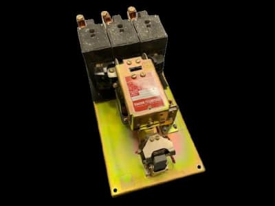 SCHNEIDER ELECTRIC 8903-QG-11-V02