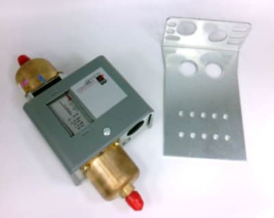 JOHNSON CONTROLS P74EA-10