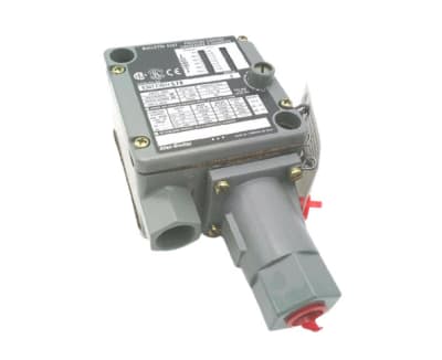 ALLEN BRADLEY 836T-T301J-S70