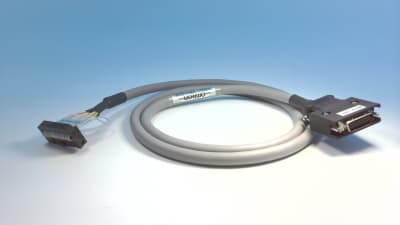 OMRON XW2Z-100J-B32