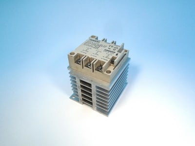 OMRON G3PB-215B-2H-VD-DC12-24