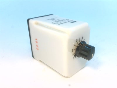 TE CONNECTIVITY 1393136-3