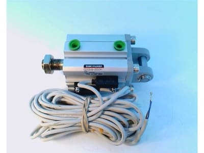 SMC CDQ2D40-25DCM-J79L