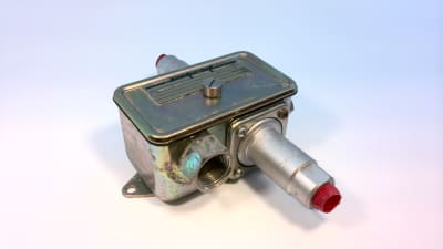 DETROIT SWITCH 222-10NB21-2223102