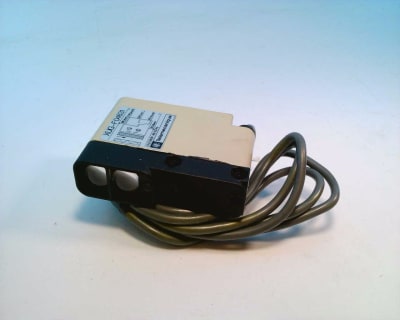 SCHNEIDER ELECTRIC XUG-F04631