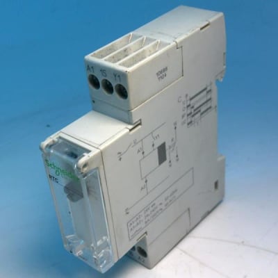 SCHNEIDER ELECTRIC 16067