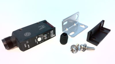 OMRON E3S-AD18