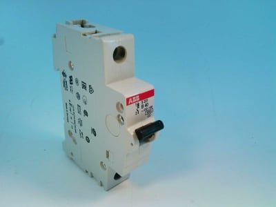 ASEA BROWN BOVERI 2CDS251001R0405