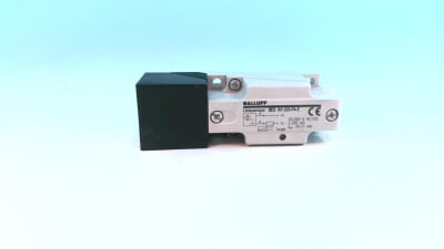 BALLUFF BES 517-223-P4-E