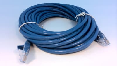 HYPERLINE PC-LPM-UTP-RJ45-RJ45-C5E-25FT-BL