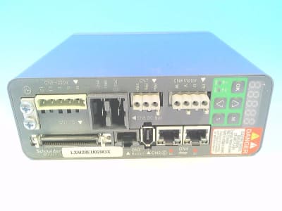 SCHNEIDER ELECTRIC LXM28EU02M3X