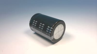 NICHICON LLQ2G471MHSC