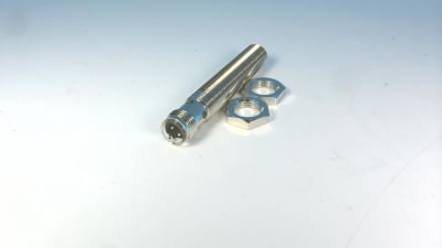 OMRON E2A-M12LS04-M1-B3