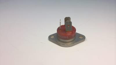 TAG SEMICONDUCTOR T4013NK