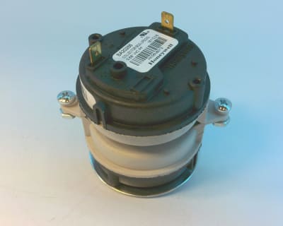 UNITED TECHNOLOGIES HK06NB012