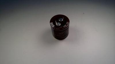 UNITED CHEMI CON ELXS201VSN561MQ25S