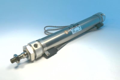 SMC 20-CDM2F32-200-H7B